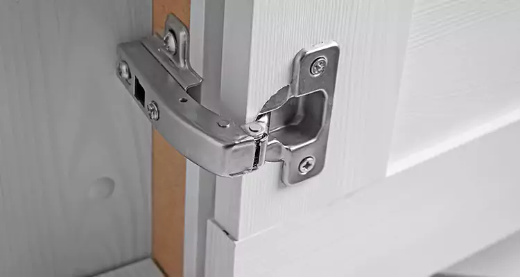 Shower Door Hinge Replacement in Menlo Park, CA