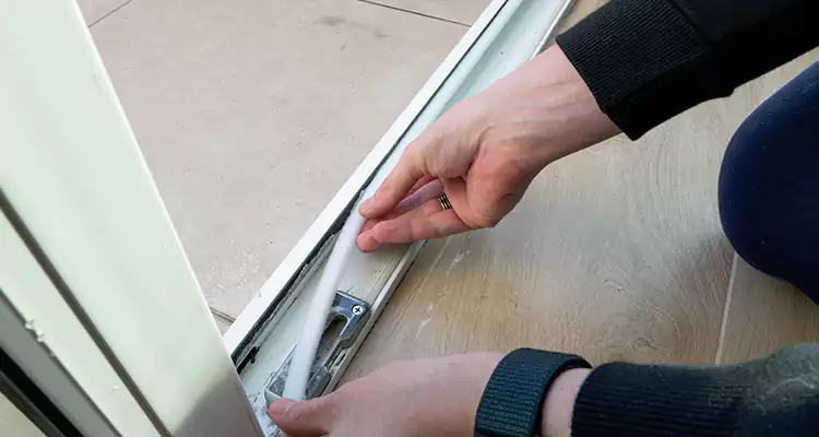Garage Door Off Track Repair in Menlo Park, CA