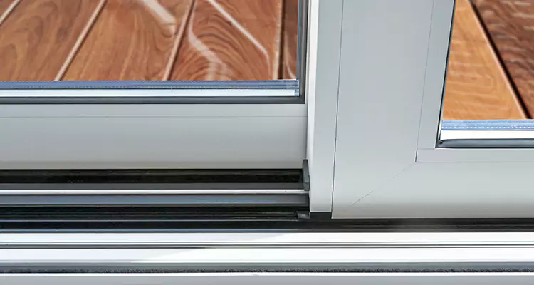 Patio Doors Leaking Water Issue Repair Services in Menlo Park, CA