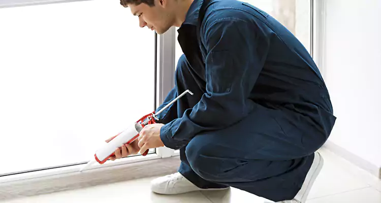 Window Glass Caulk Repair in Menlo Park, CA