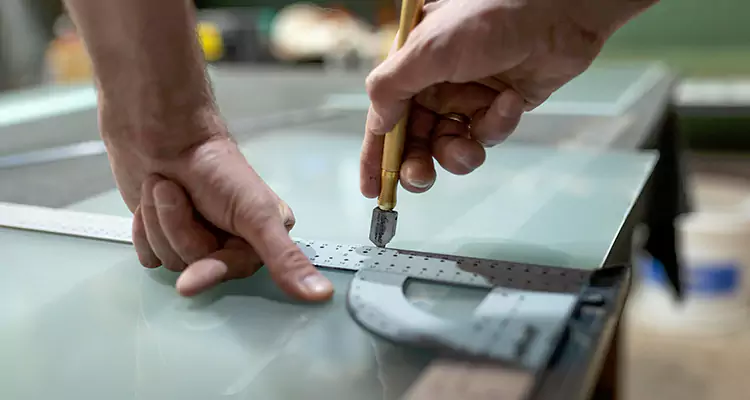 Glass Scratch Repair in Menlo Park, CA