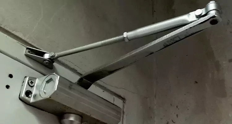 Door Closer Parallel Arm Installation in Menlo Park, CA
