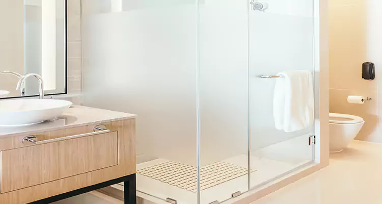 Expert Shower Door Fix and Repair in Menlo Park, CA