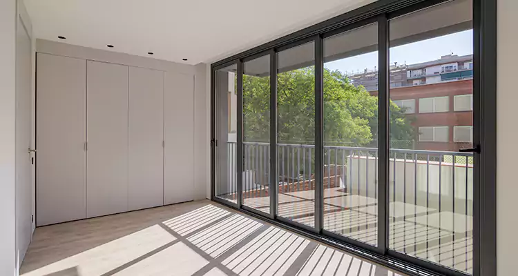 Fix Sliding Screen Door Track in Menlo Park, CA
